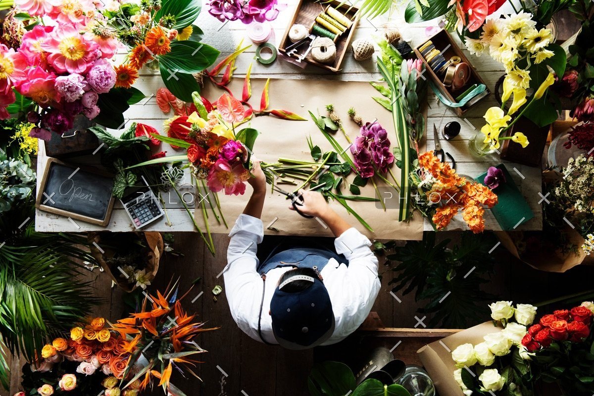 Flower Shop Business Owner Working Service PSEGWHL